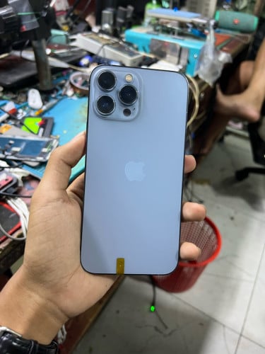 iPhone 13pro max អេក្រង់Zin ម៉ាសុីនZin លក់329$កាំមេរ៉ាច្បាស់មុខក្រោយ អត់ជាប់ ថ្ម88% ស្កេនធ្វេីបាន