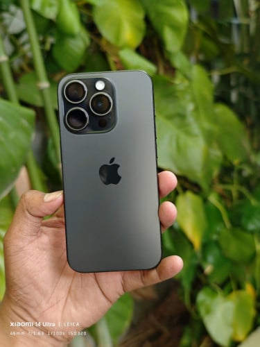 iphone 15Pro  small 128G eSIM