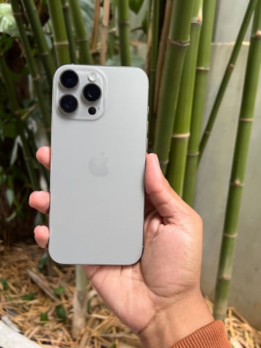 iPhone 16 pro max X/A 256g 🔋100% តួរ 98%សណុំហ្សីនណែន  830$