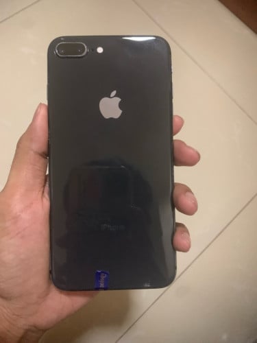iPhone 8plus 64g លក់📥