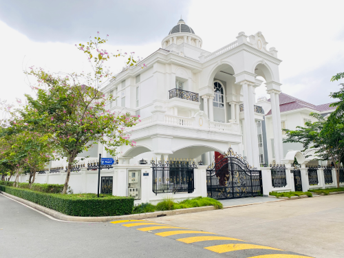 King Villa for Urgently