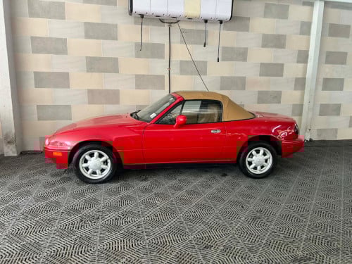 Mazda miata