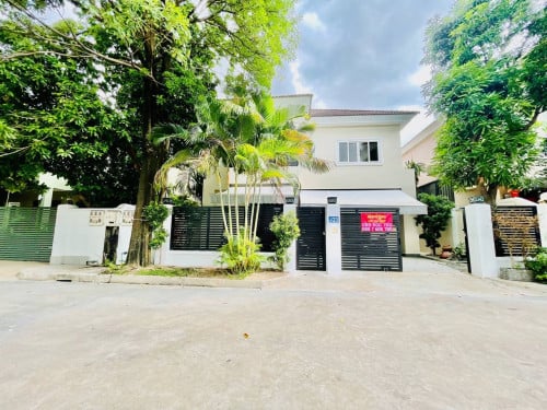 Modern Villa For Rent In Bassak Garden City, Near Aeon 1 Mall,03 Floors, 05 Beds, Furniture, 4,100$