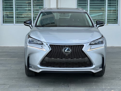 NX 200t 2015 Luxury 5ប៊ូតុង ក្នុងខ្មៅ