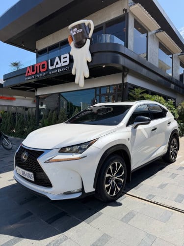 NX 200T F Sport គុង៣ ក្នុងឈើរី