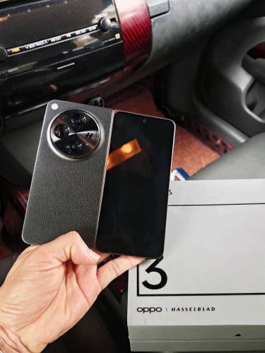 OPPO Find N3 Ram 16G/512G ស៊ីម២ របស់ក្រុមហ៊ុន សានុំ ហ្ស៊ីនស្អាត