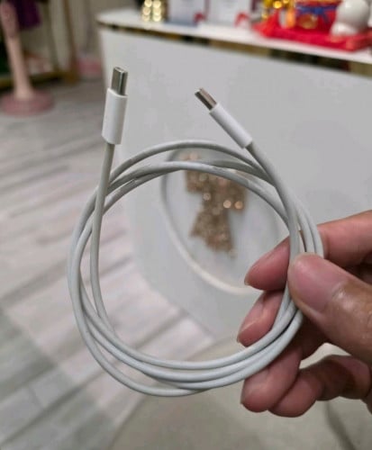 Original Apple Type C-C (take out iPad Box)