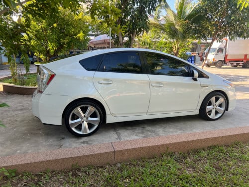 Prius 010 option 3 solar