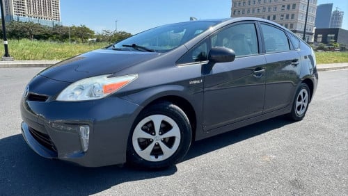 Prius 2013 ថ្មីដាច់