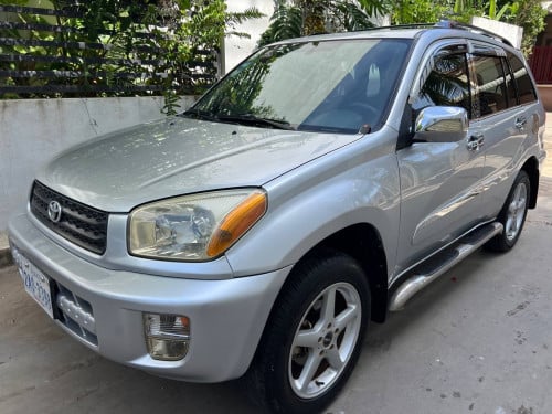 Rav4 02 L ឡានស្អាត ទឹកប្រាក់ 9900$ ចរចា