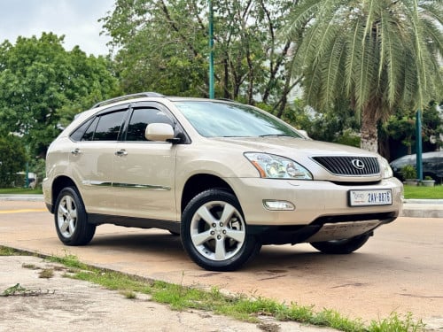 RX . 330 ឆ្នាំ . 2004 . ពាក់​កណ្តាល​ ហ្វូល​