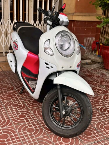 scoopy 023 តម្លៃ 1845$ចរចាបាន