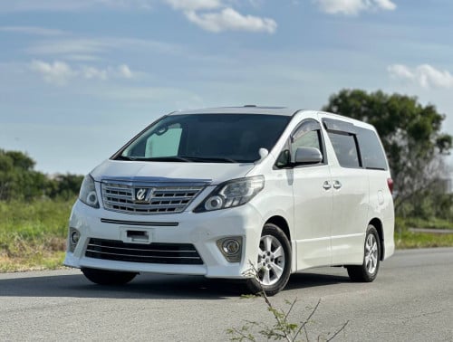 TOYOTA ALPHARD 2012 FULL OPTION VVIP
