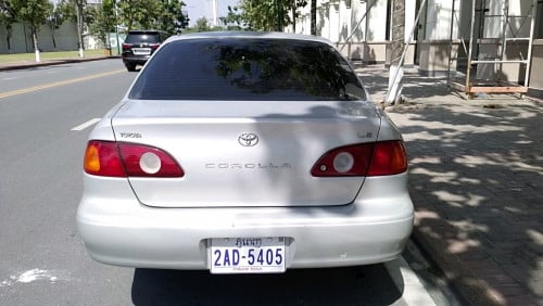 Toyota Corolla Silver Years 02