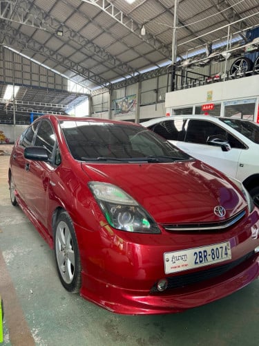 Toyota Prius លេងស្អាត