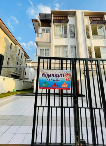 Villa for rent at The Flora 6A