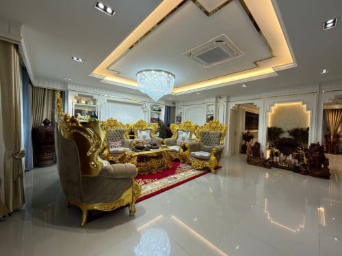 Villa Queen For Sale in Borey Chip Mong 598.