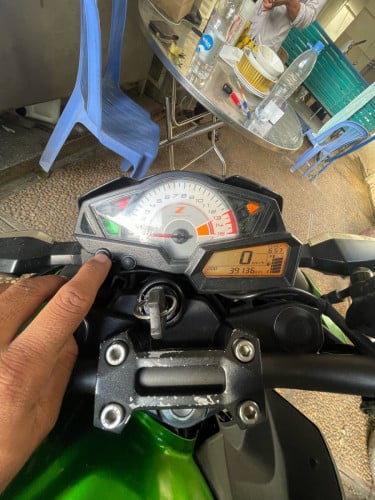 Z300 នៅសាណុំទាំងអស់ម៉ាសុីនមិនដែលប៉ះសោទេបងប្អូន