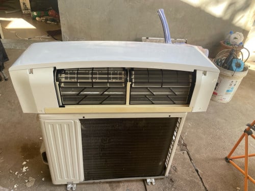 អុីវ័រទ័រ