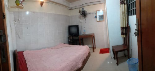 បន្ទប់ជួលជាន់ឡៅតឿ ទំហំ៣ម៉ែត្រគុណ៣ម៉ែត្រ ស្ថិតនៅជិតស្តាតចាស់