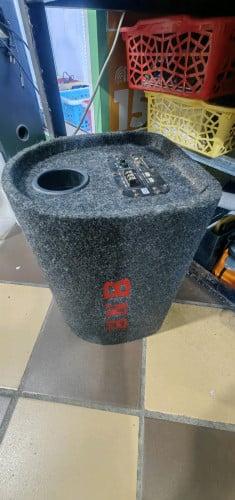 បាស់ សាប់ដាក់ឡាន