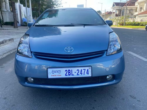 ឡានស្អាត មិនមានបុកប៉ះ