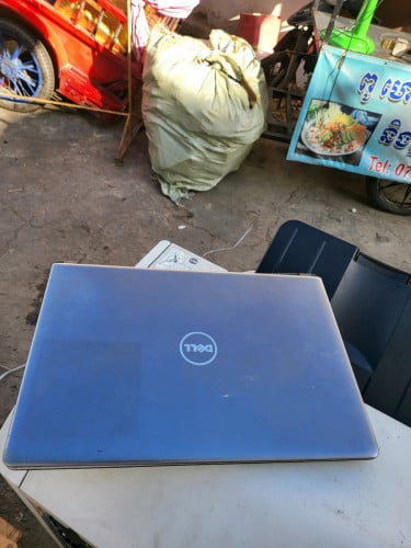 លក់នៅស្អាតអត់ធ្នាំងសាកកាត់សាច់