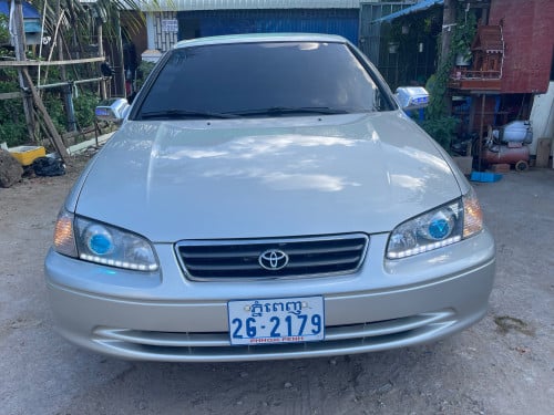 ឡានថ្មីបងប្អូន​ជួយដាក់ម៉ូយផង​