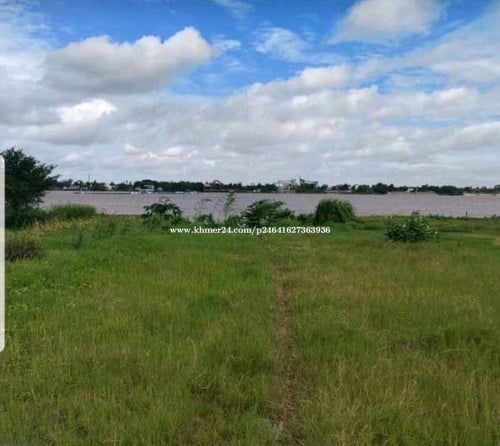 ដីមាត់ទន្លេកោះដាច់