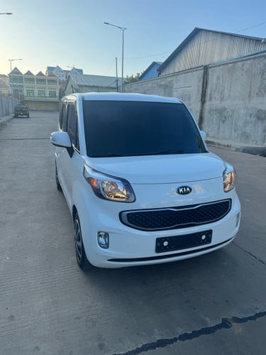 ជាប្រភេទឡានពាក់កណ្ដាលហ្វូល ប្រេីសោ តំលៃចចារបានតិចតូចទៀត់