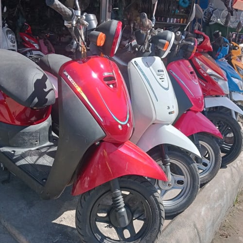 ហាង លឹម ហ៑ួរ មានសេវ៉ាបង់រំលួស ទាំងម៉ូតូថ្មី១តឹក