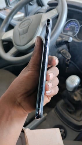 ទខូចប៊ូតុងបើកសំឡេង