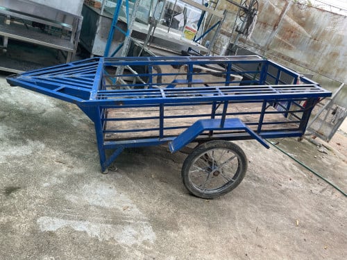 រម៉ក់លក់ 130$