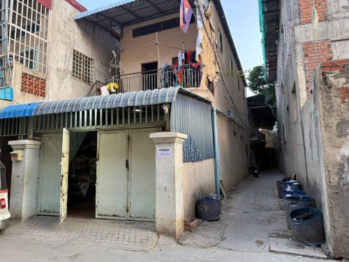 ផ្ទះមានបន្ទប់ជួលចំនួន16បន្ទប់ដាក់លក់បន្ទាន់ (ជិតផ្លូវ 2002-ទឹកថ្លា)