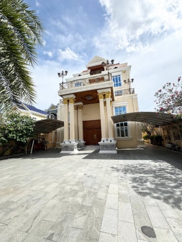 វីឡា​ជួល​ ផ្លូវជាតិ​​លេខ2​ រង្វង់​មូល​កួរស្រូវ