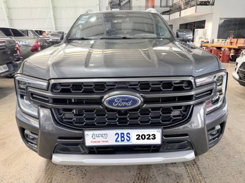 កាត់បានក្តៅៗ 2023 ️️Ford Ranger Wildtrak ឆ្នាំ2023 ម្ចាស់ដេីមកាត់ពីរម្ចាស់ដេីម សោពីរគ្រាប់