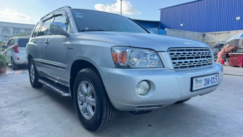 ចង់លក់ឡាន Highlander 2002 V6 P1 Limited