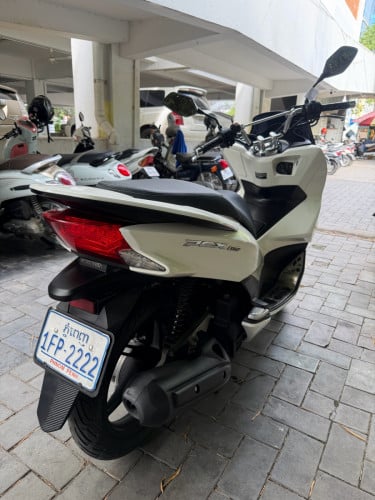 លក់ Honda pcx150cc 2016 លេខ 2222