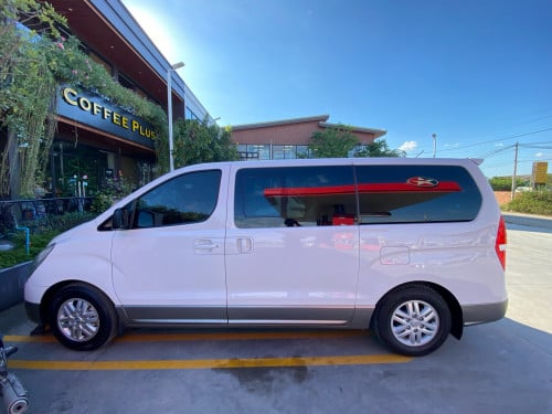 លក់ Hyundai H1 ឆ្នាំ2017 full