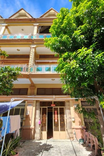 ផ្ទះល្វែងលក់ក្នុងបុរីពិភពថ្មី -S295