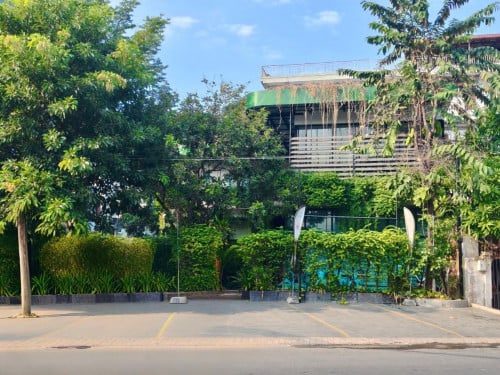 ហាងសំរាប់ជួលទួលទំពូង /  Shop for rent Toul Tumpung