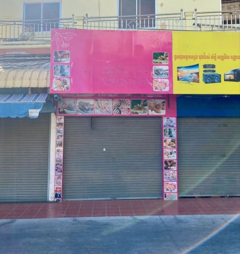 ហាងសំរាប់ជួលបឹងត្របែក  /  Shop for rent Toul Tumpung Beung Trabeak