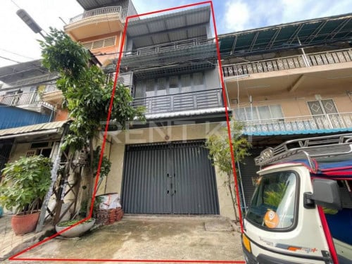 - ផ្ទះអាជីវកម្មសម្រាប់ជួលនៅជិតវត្តមហាមន្ត្រី / Shophouse for Rent near Moha Montrei Pagoda, BKK2