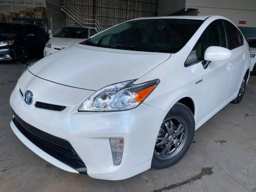 🇺🇸 ស្តុកថ្មី ទេីបតែរៀបចំរួចរាល់ហេីយ100% 🥇🥇Prius 2014 Option 4