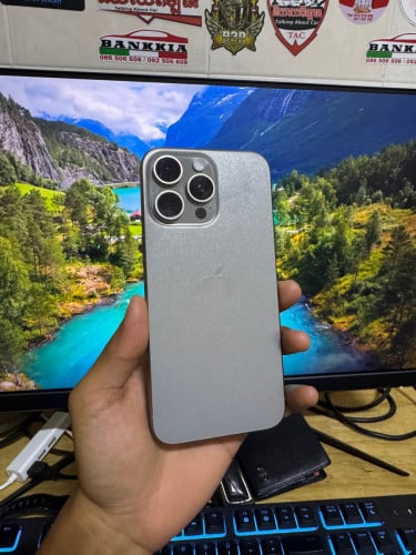 15 Pro Max ZA 1Tb ស្អាត 99%