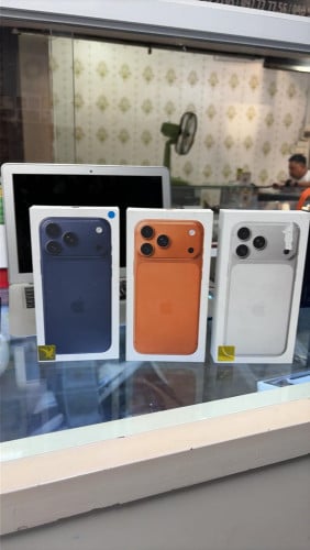 17 pro max 256g Xa falcon No active