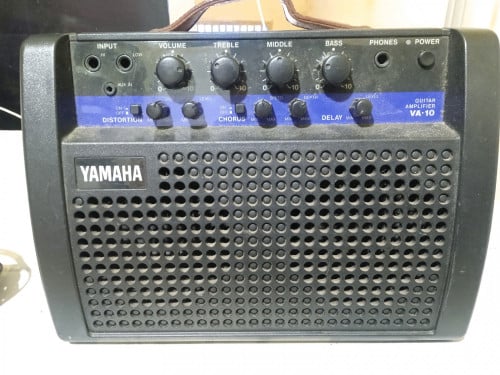 45$ Yamaha VA 10 4in1 distrotion, chorus, delay, adapter Ac220 and ចង់ដាក់ថ្មក៏បាន