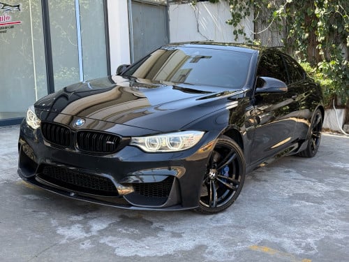 BMW M4 2015
