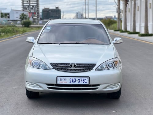 Camary ale 2002 ABS ធានាឡានសាណុំ
