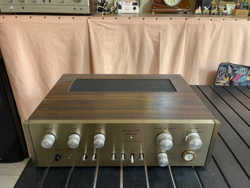 Clear stock 50$ មកយកផ្ទាល់ Onkyo A-755 Vintage solid state stereo amplifier